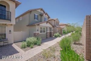 12468 Hummingbird Ter, Peoria, AZ 85383