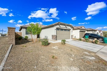 12472 Kaler Dr, Glendale, AZ 85307