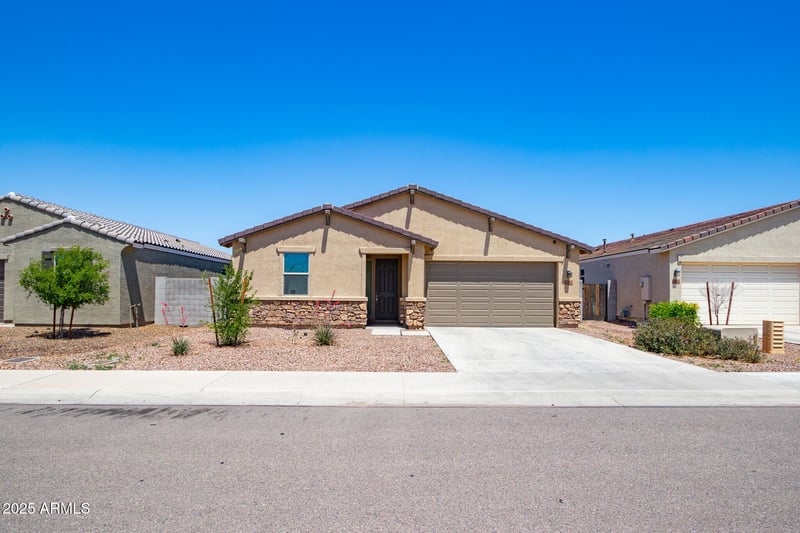 12474 Glenn Ct, Glendale, AZ 85307