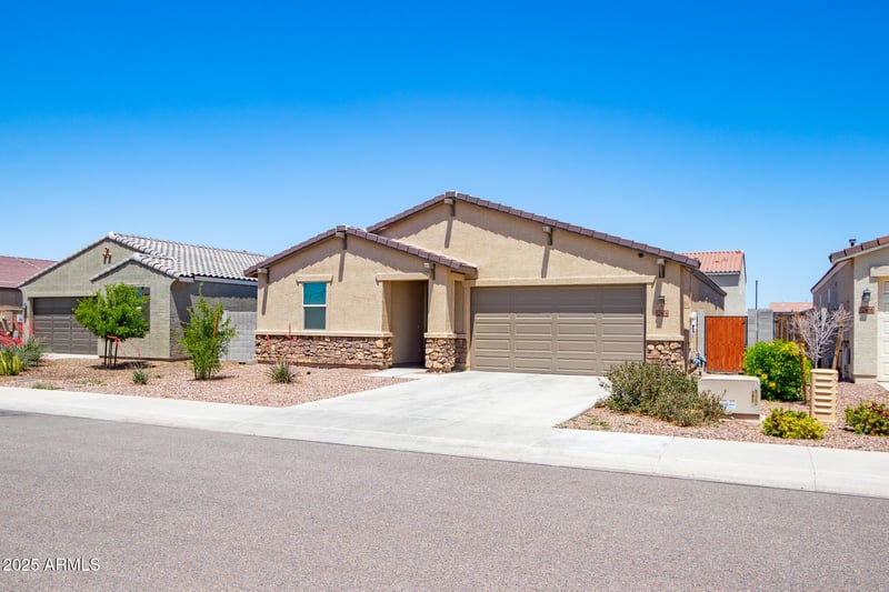 12474 Glenn Ct, Glendale, AZ 85307