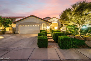 12480 57th Dr, Glendale, AZ 85304