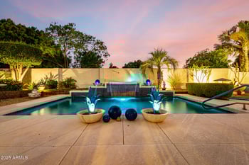 12480 57th Dr, Glendale, AZ 85304