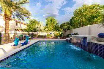12480 57th Dr, Glendale, AZ 85304