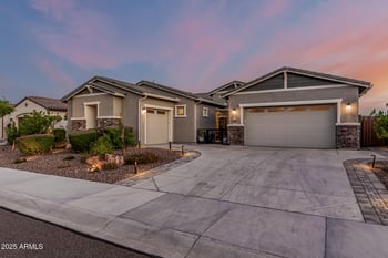 12487 Oyer Ln, Peoria, AZ 85383