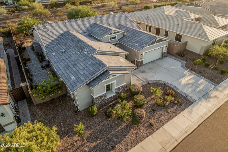 12487 Oyer Ln, Peoria, AZ 85383