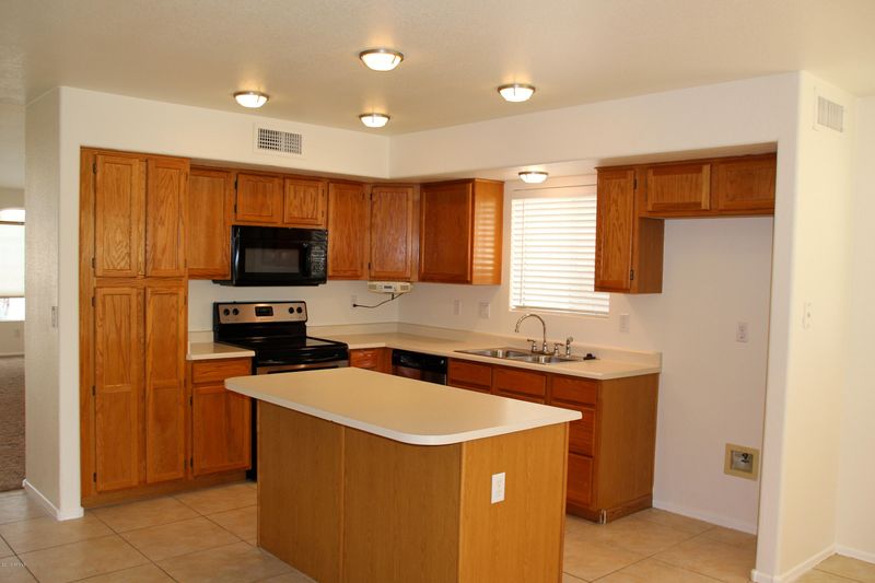 1249 W Jeanine Dr, Tempe, AZ 85284