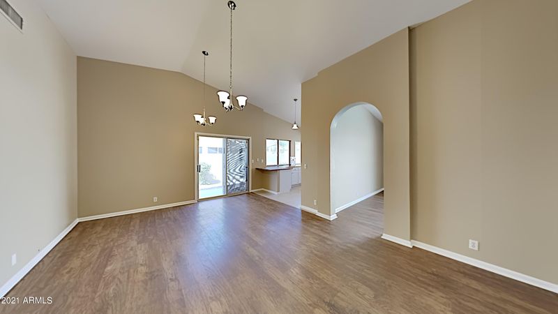 12491 N 71st Dr, Peoria, AZ 85381