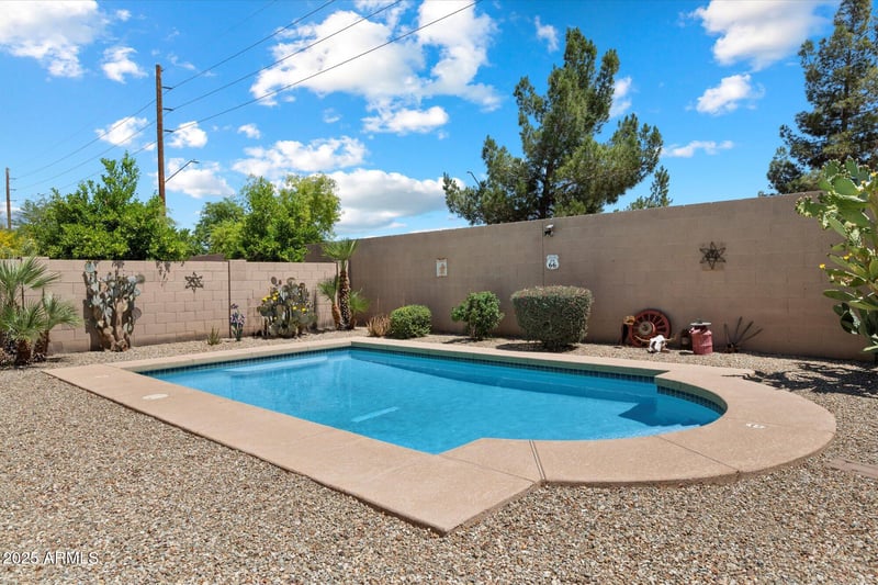 125 107th Dr, Avondale, AZ 85323