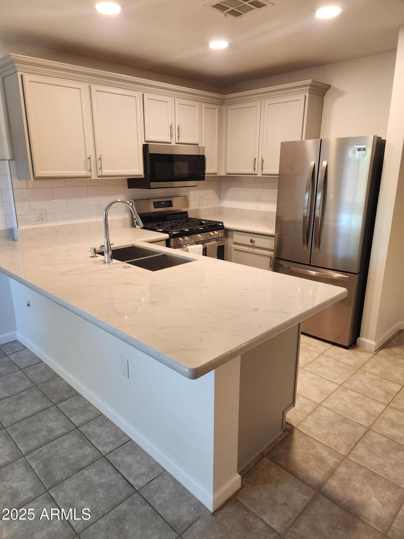 125 56th St #12, Mesa, AZ 85206