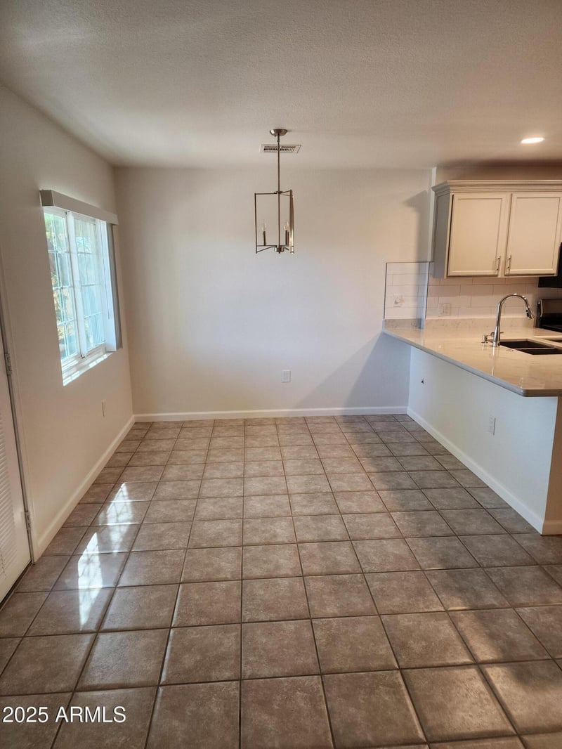 125 56th St #12, Mesa, AZ 85206