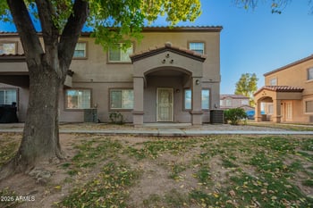 125 56th St #99, Mesa, AZ 85206