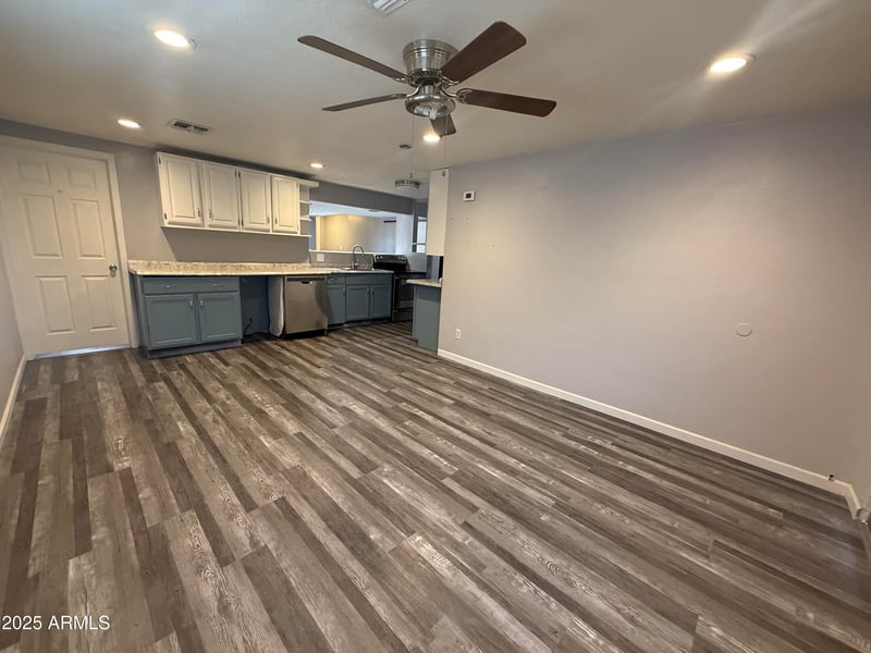 125 83rd Pl, Mesa, AZ 85208