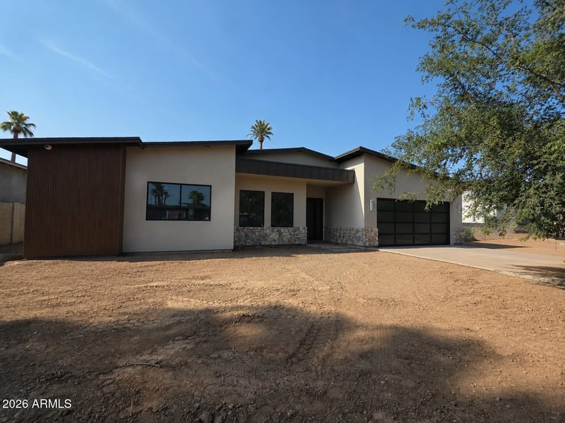 125 E Griswold Rd, Phoenix, AZ 85020