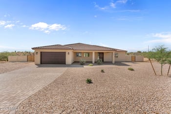 125 Ironwood Pl, Wickenburg, AZ 85390