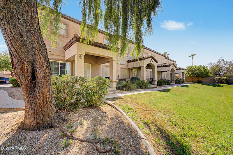 125 S 56th St #1, Mesa, AZ 85206