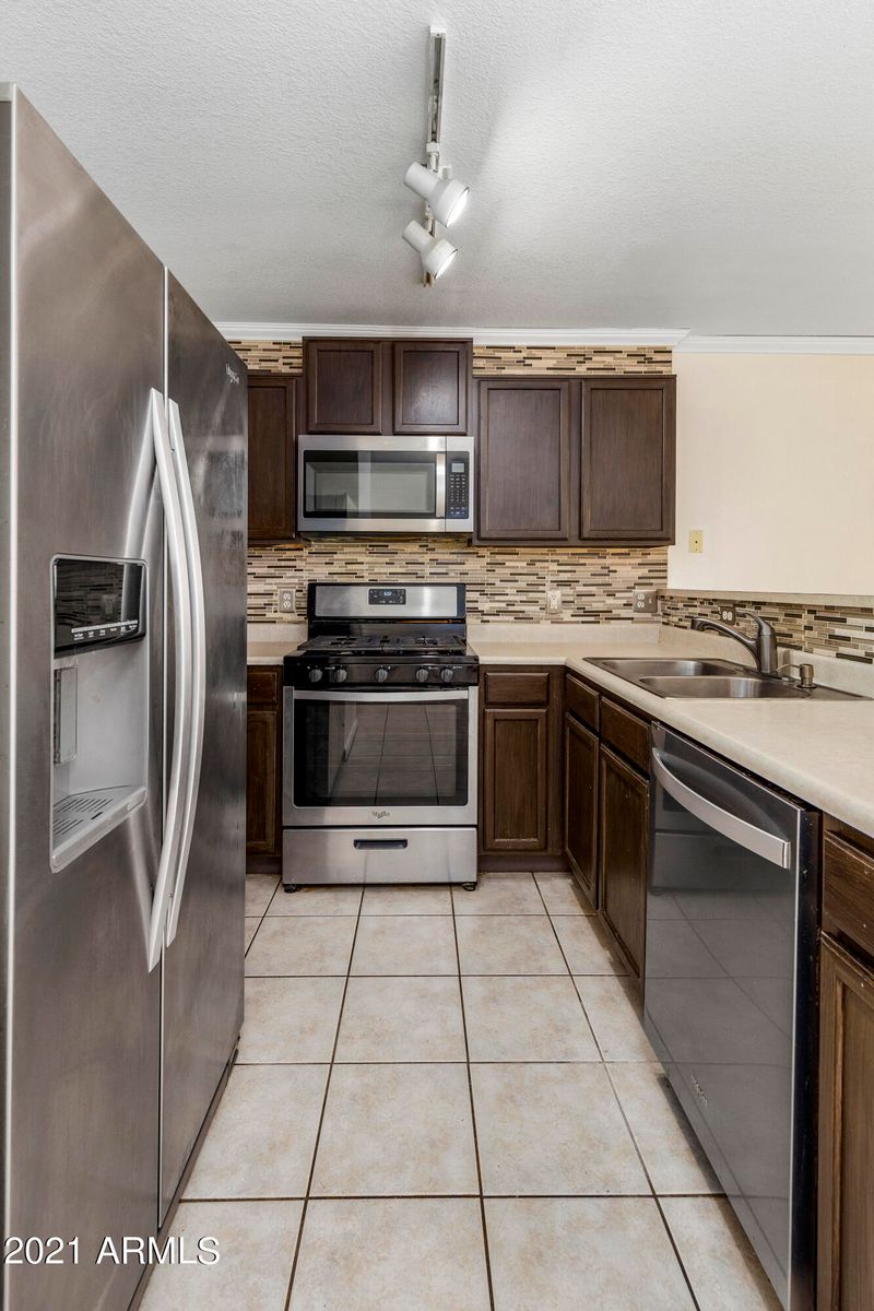125 S 56th St #10, Mesa, AZ 85206