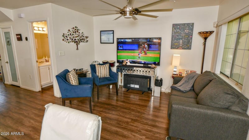 125 S 56th St #93, Mesa, AZ 85206