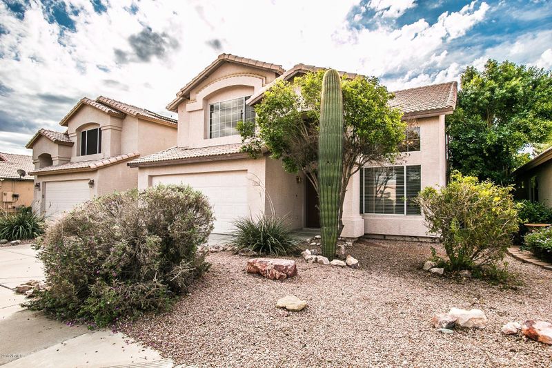125 W Helena Dr, Phoenix, AZ 85023