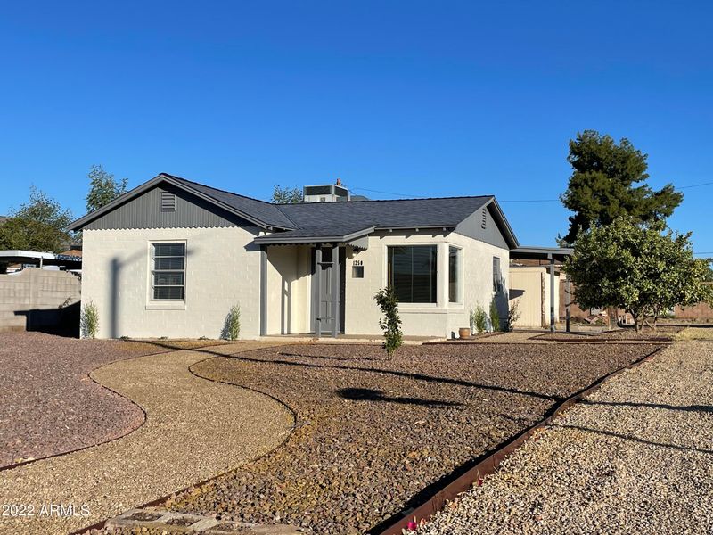 1250 E Sunnyslope Ln, Phoenix, AZ 85020