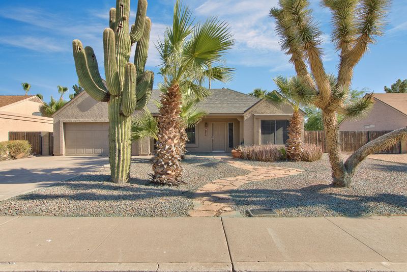 1251 E Divot Dr, Tempe, AZ 85283
