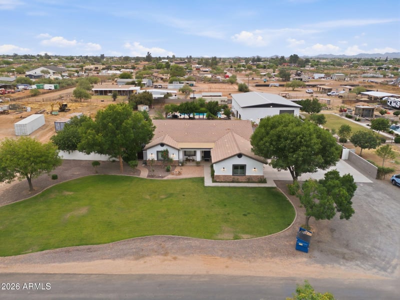 1251 E Loveland Ln, San Tan Valley, AZ 85140