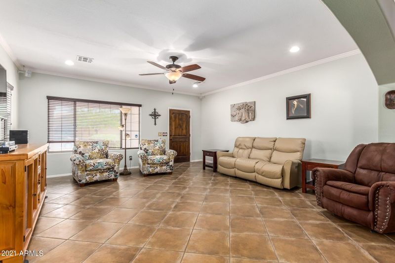 1251 E Vermont Dr, Gilbert, AZ 85295