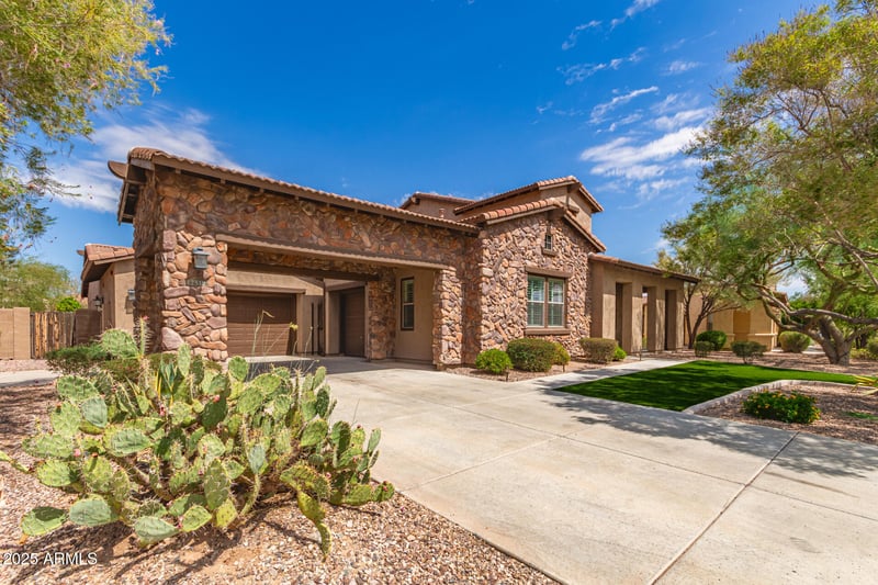 12512 Desert Mirage Dr, Peoria, AZ 85383