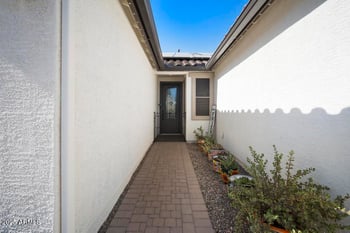 12512 Lamar Ct, Glendale, AZ 85307