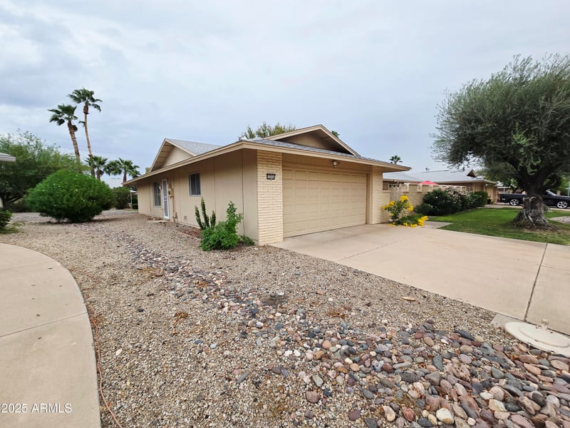 12514 Seneca Dr, Sun City West, AZ 85375