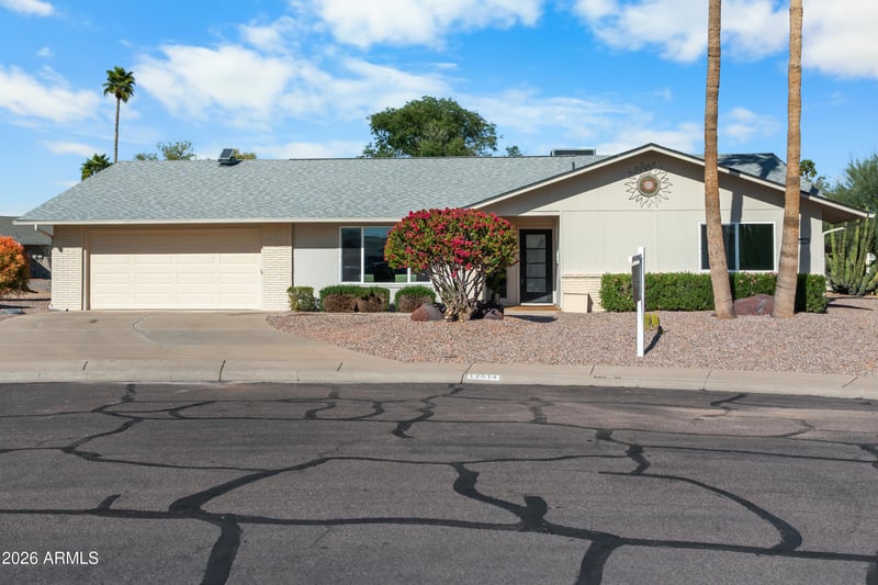 12514 Butterfield Dr, Sun City West, AZ 85375