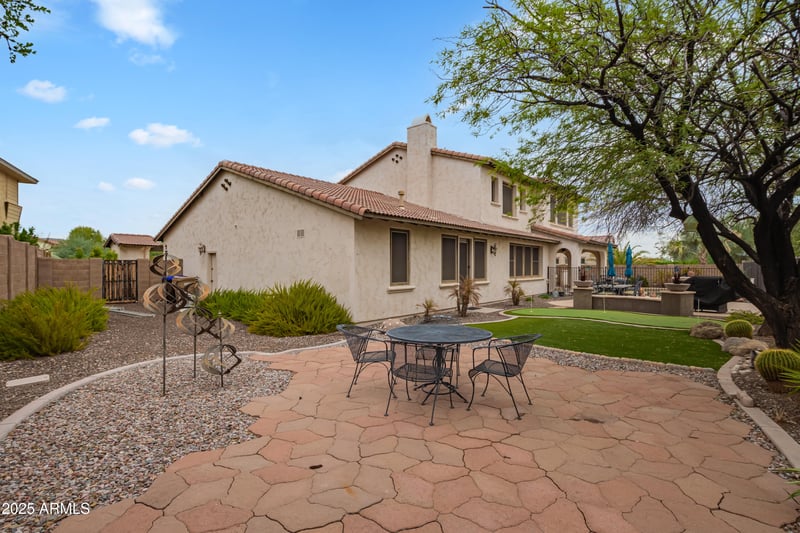 12515 Red Hawk Dr, Peoria, AZ 85383