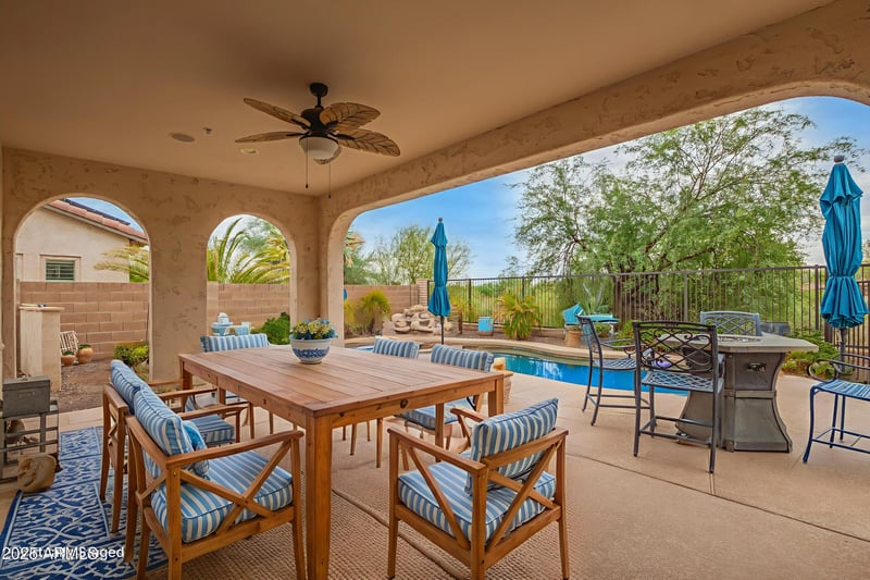 12515 Red Hawk Dr, Peoria, AZ 85383