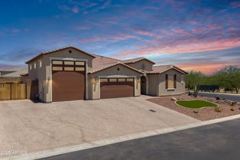 12516 Mclellan Ct, Glendale, AZ 85307