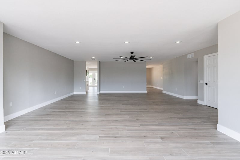 12518 Skylark Dr, Sun City West, AZ 85375