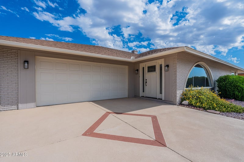 12518 Skylark Dr, Sun City West, AZ 85375