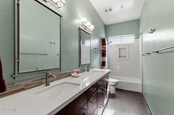 1252 Bruce Ave, Gilbert, AZ 85233