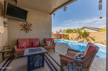 1252 Oak Tree Ln, San Tan Valley, AZ 85143