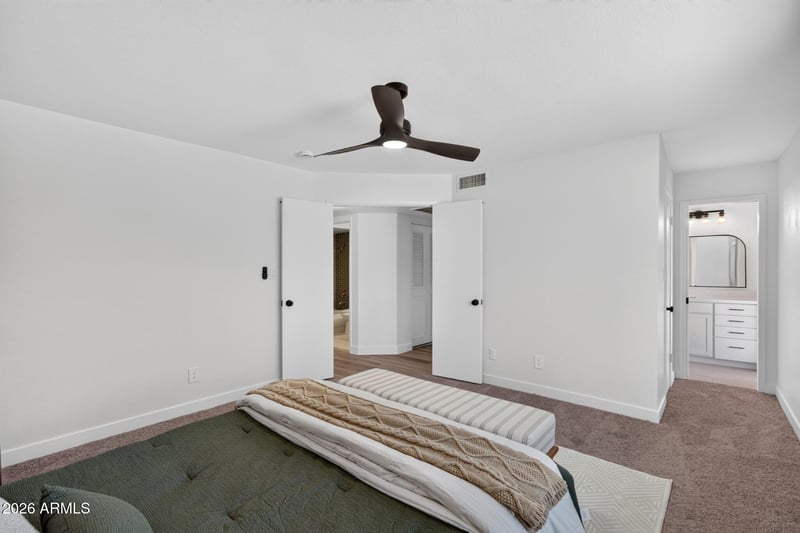 1252 W Kilarea Ave, Mesa, AZ 85202