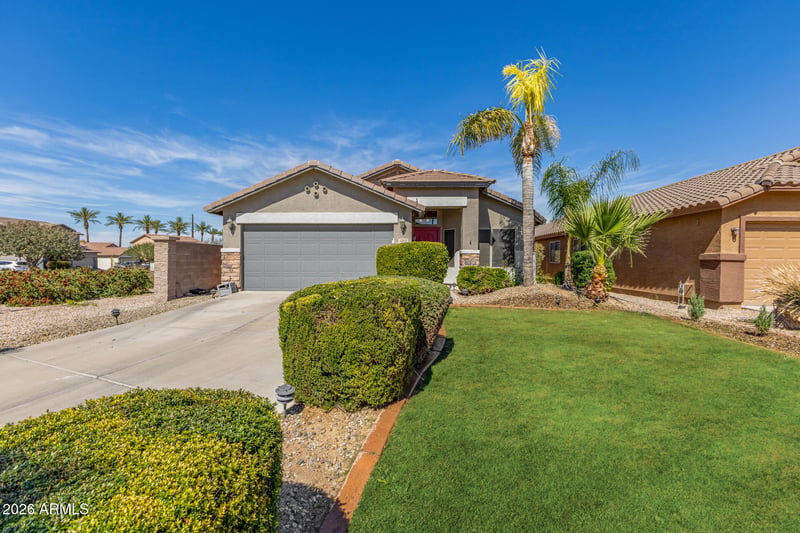 1252 Oak Tree Ln, San Tan Valley, AZ 85143