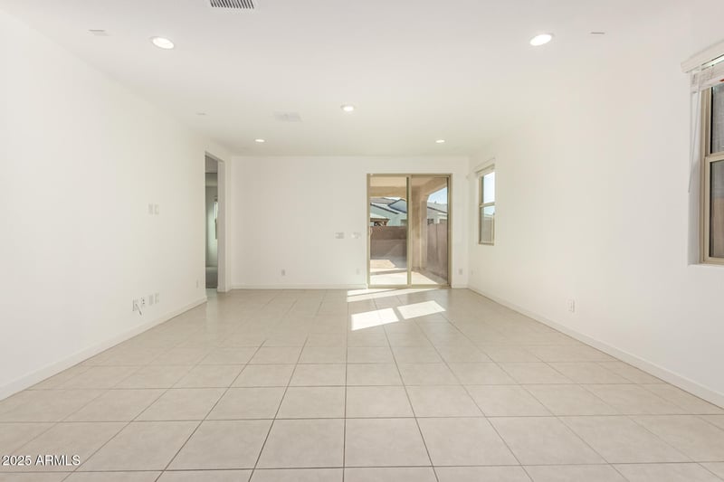 12521 Morten Ave, Glendale, AZ 85307