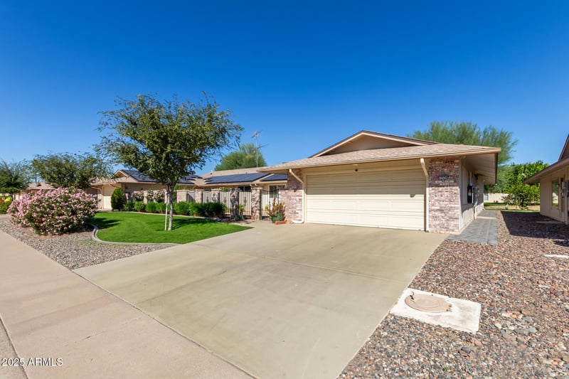 12526 Parkwood Dr, Sun City West, AZ 85375