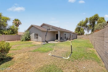 1253 Heather Dr, San Tan Valley, AZ 85140