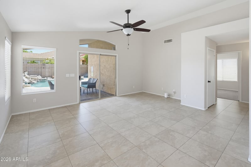1253 S Colonial Dr, Gilbert, AZ 85296