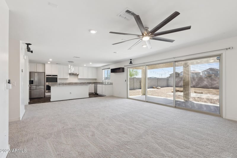 12531 Glenn Dr, Glendale, AZ 85307