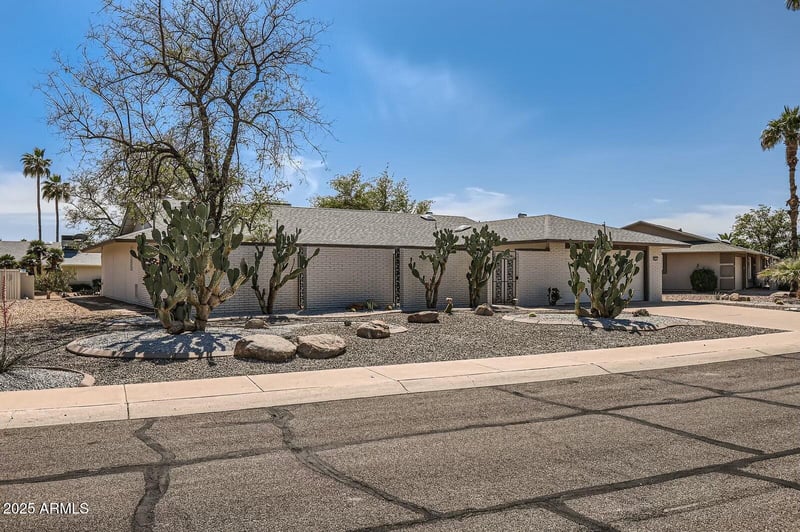 12535 Skyview Dr, Sun City West, AZ 85375