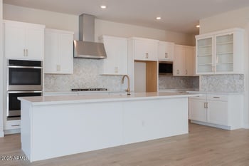 1254 Penedes Dr, Gilbert, AZ 85298