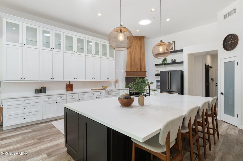 12540 Mercer Ln, Scottsdale, AZ 85259