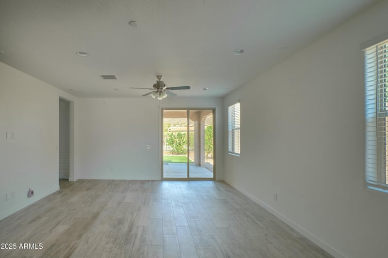 12542 Cassia Trl, Peoria, AZ 85383