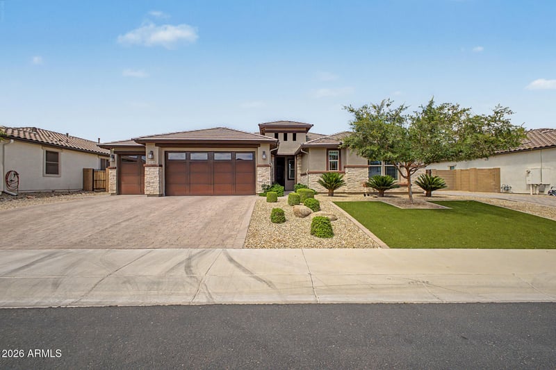 12542 Krall Ct, Glendale, AZ 85307