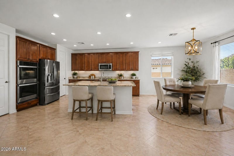 12542 Krall Ct, Glendale, AZ 85307